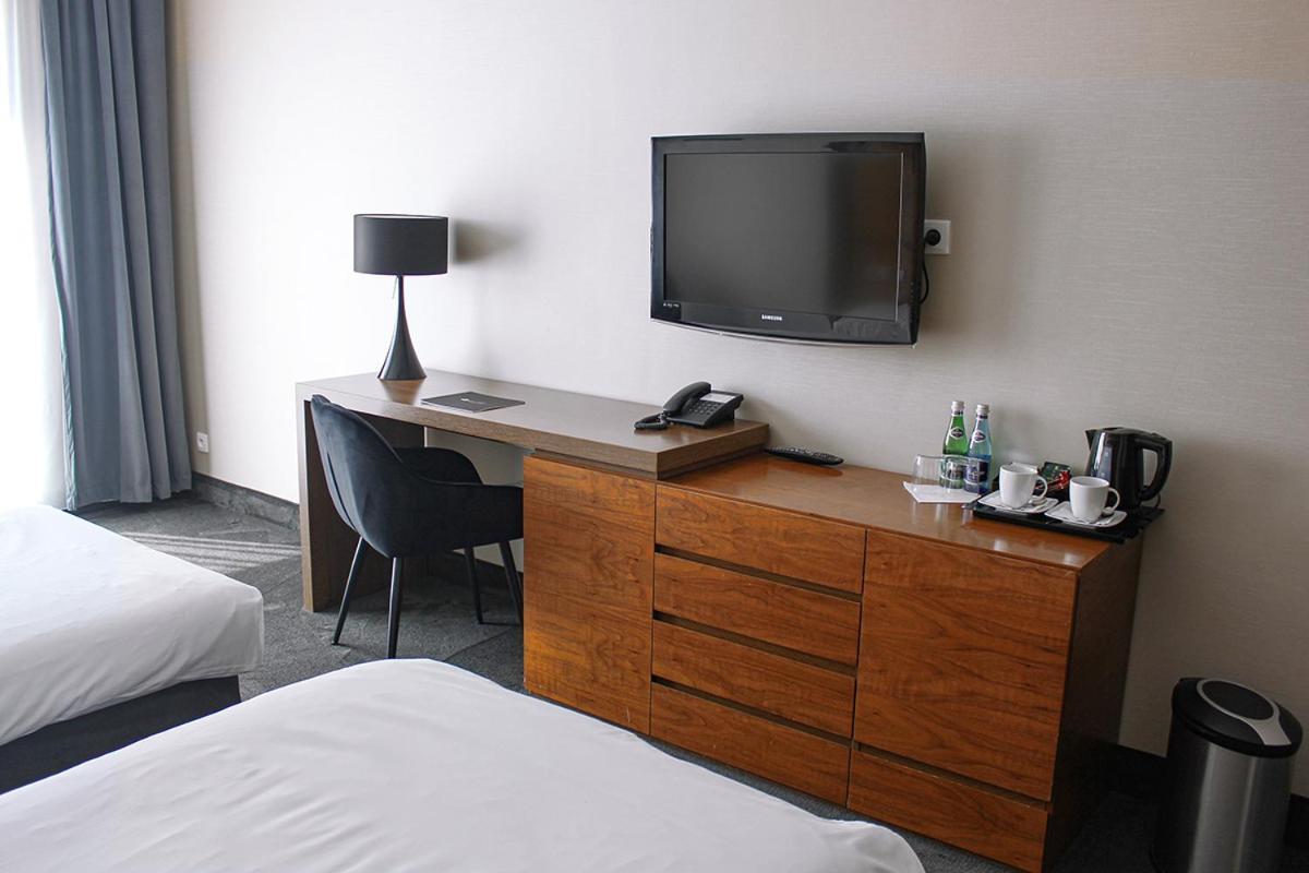 Willa Port Ostroda Ngoại thất bức ảnh A room at the hotel